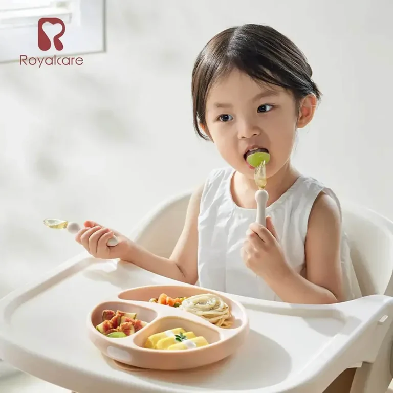 Тарелочка на присоске Royalcare с разделениями Бежевый 6+ мес