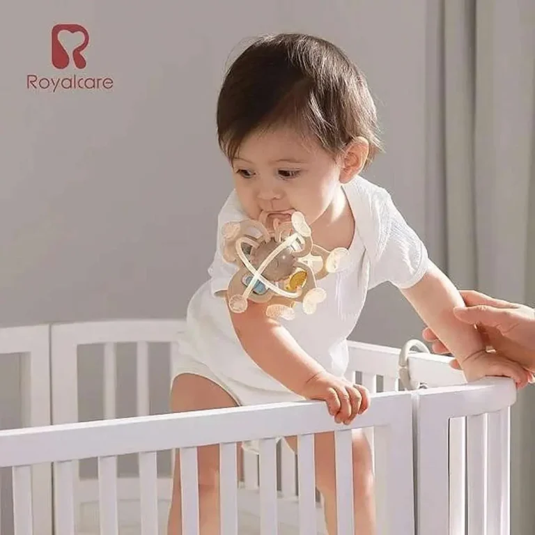 Прорезыватель Royalcare Силиконовый Звездочка 3+ мес Бежевый