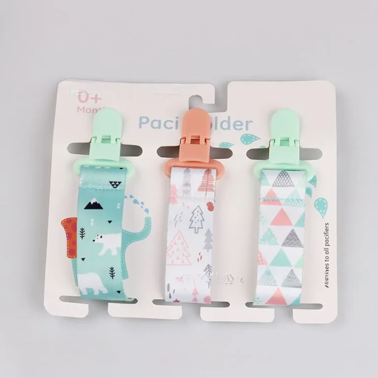 Комплект держателей на прищепке Paci Holder Треугольник, Медведь, Горы 3 шт
