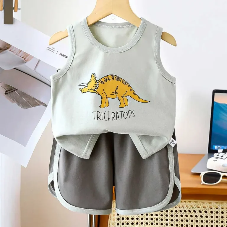 Комплект 2ка майка + шорты Triceratops Молочный